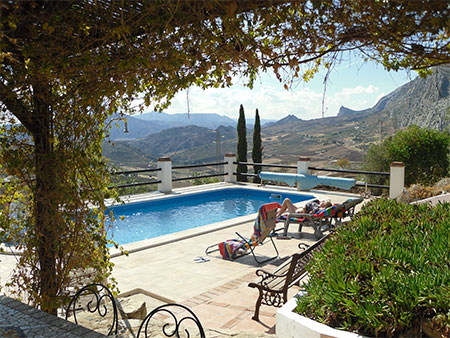 Aciano Apartment, Self Catering Accommodation Andalucia